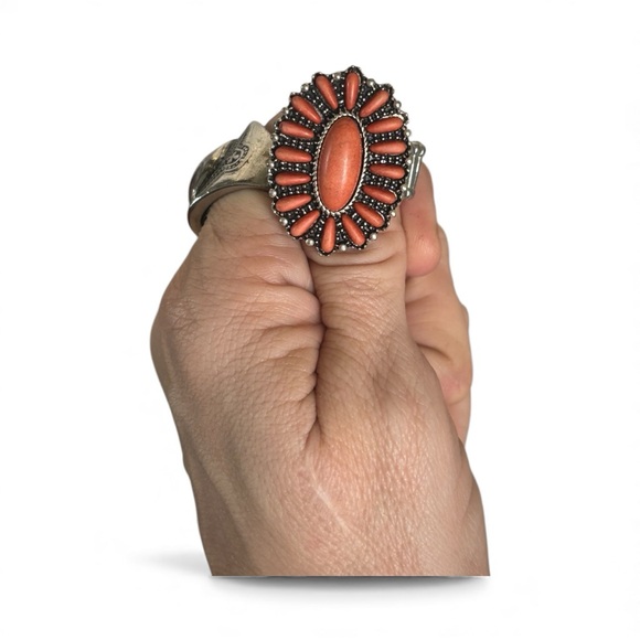 Paparazzi Pink, Purple and Red Ring Lot of 14 - Picture 9 of 16